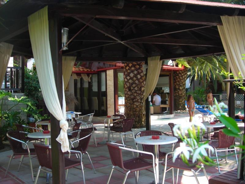 Pella House Hotel Пефкохори Екстериор снимка
